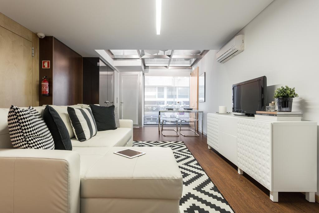 Aveiro Urban Loft Apartment Bagian luar foto