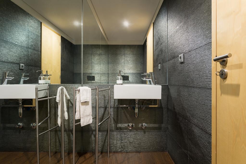 Aveiro Urban Loft Apartment Bagian luar foto